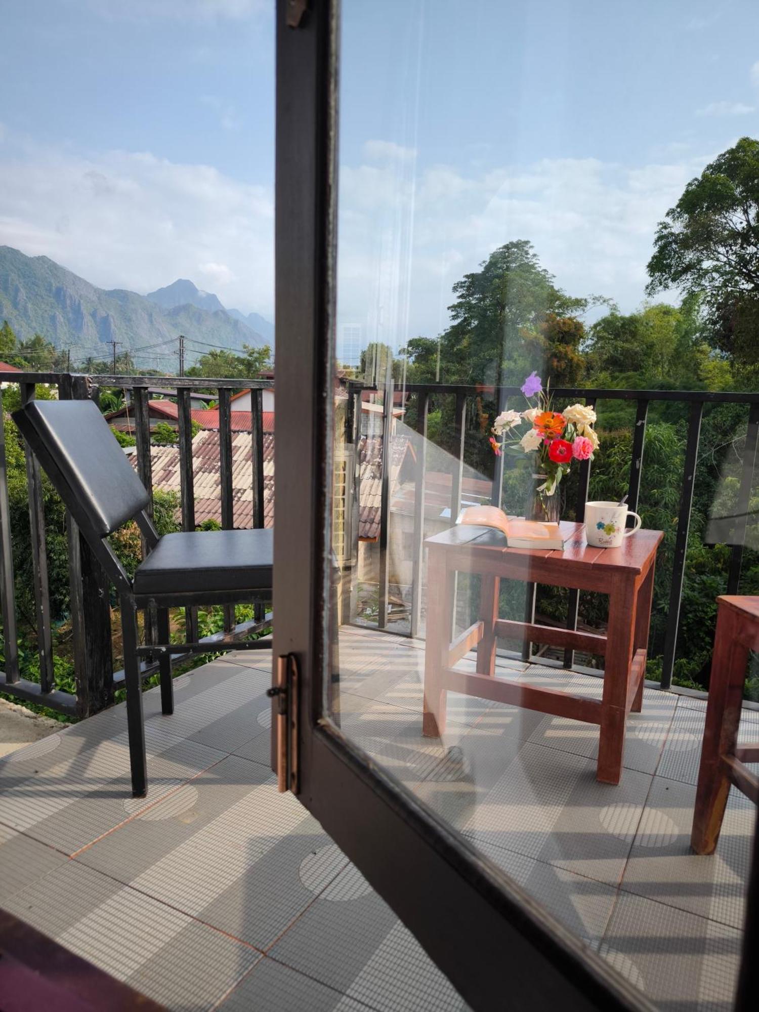 Vang Vieng Champa Hotel Exterior photo