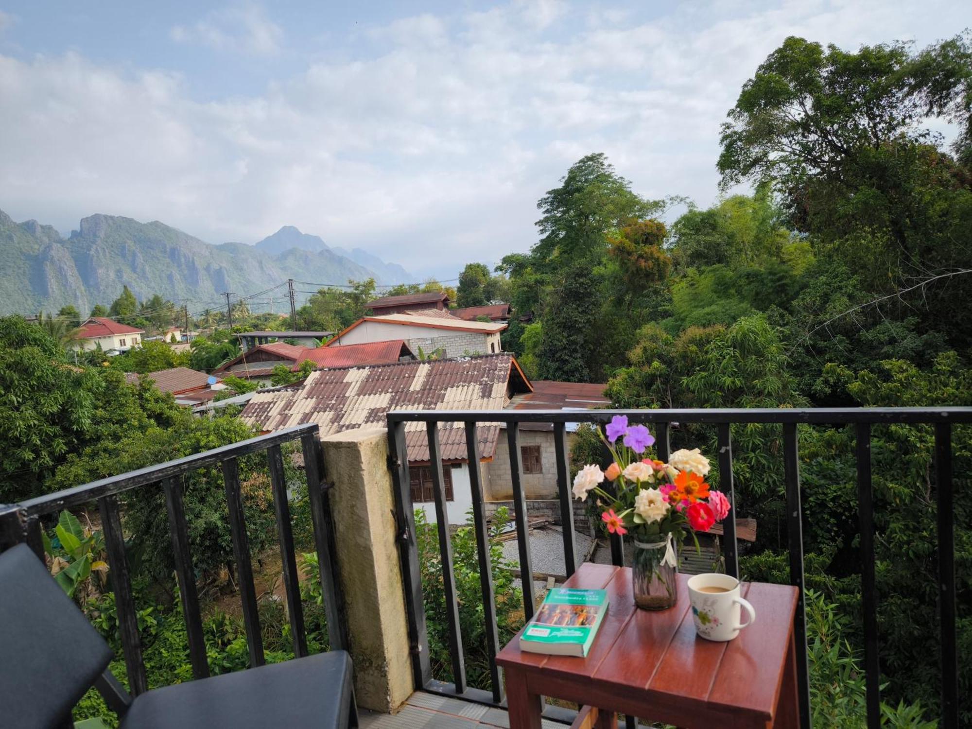 Vang Vieng Champa Hotel Exterior photo
