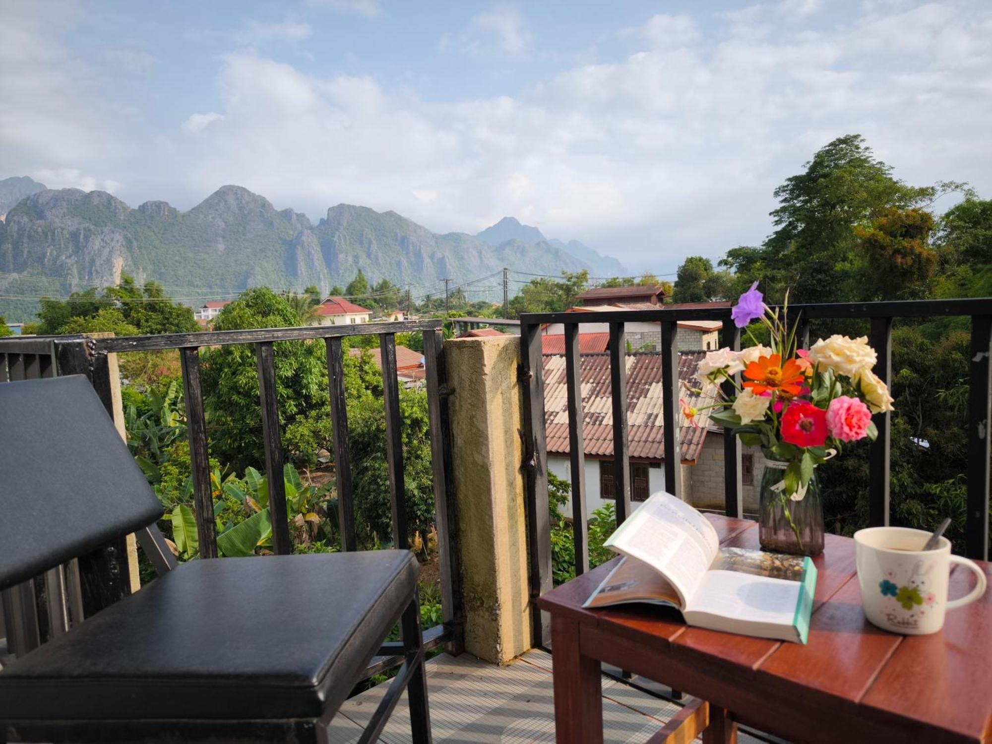 Vang Vieng Champa Hotel Exterior photo